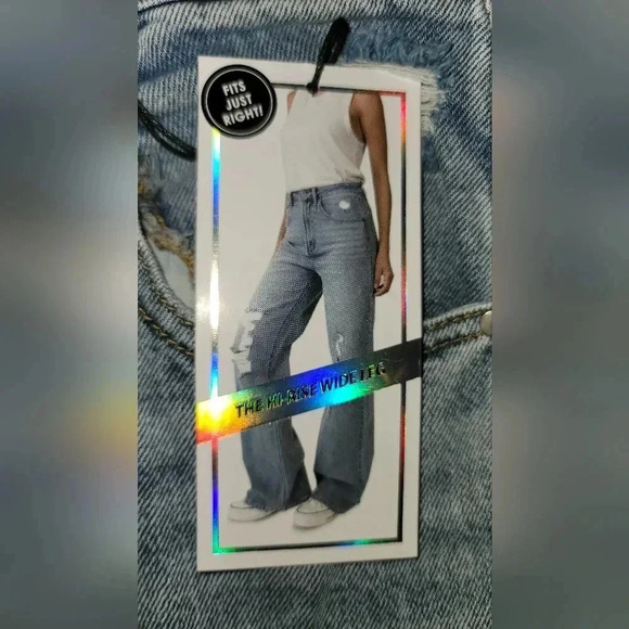 NWT TINSELTOWN Women's Distressed Blue Jeans Size 0 - Picture 7 of 7